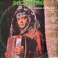 Novamente esbarrei na dificuldade de encontrar informações sobre tal artista. Esse disco consegui com meu amigo Frajola. Até então desconhecia o artista, mas o Frajola me garantiu que era coisa...