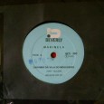 Compacto – Marinela Finalizando a seqüência das damas cantoras nordestinas, hoje apresentaremos o compacto simples da Marinela gravado em 1975 pela Beverly. Infelizmente, como é habitual da música regional brasileira, não consegui obter...