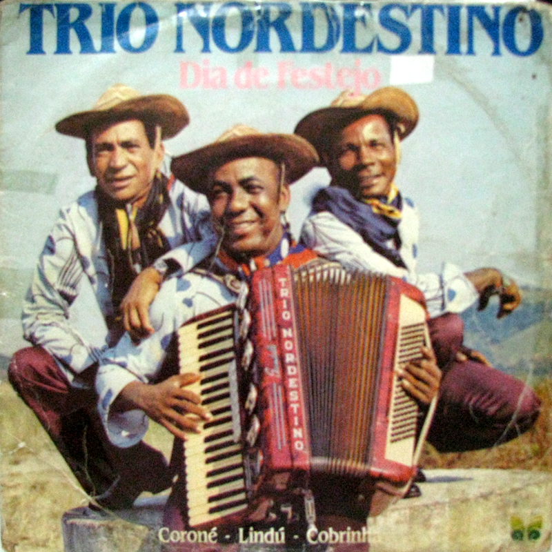 Resultado de imagem para fotos de Trio Nordestino