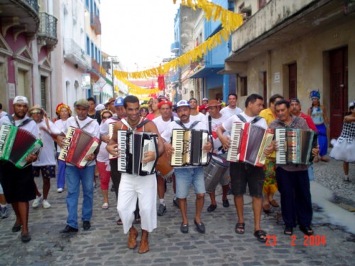 troaa-carnavalesca-sanfona-do-povo-regida-pelo-mestre-camarao