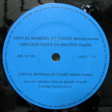 compacto-capila-1985-capital-mundial-do-forra-selo-a