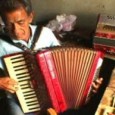 Recebi a seguinte dica do Cacai Nunes, do Blog Acervo Orígens. “O Brasil da Sanfona”, projeto original de cenários da série de shows realizados pelo SESC/SP em 2001, transformado em...
