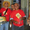*Fotos enviadas pelo Batista Junior “…fotos da 5ª Caminhada do Forró realizada no dia 11/06 no Bairro do Recife Antigo com mais de 80 sanfoneiros, zambubeiros e trianguistas, a caminhada...