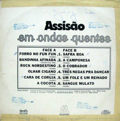  - 1978-assisao-em-ondas-quentes-verso-495x500