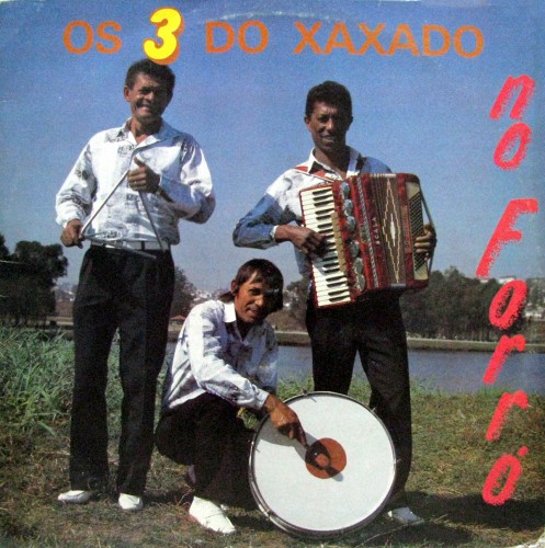 os-tras-do-xaxado-no-forra-capa