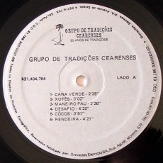 grupo_de_tradiaaues_cearenses-lado_a