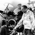 Lulu Santos reverenciando o rei do Baião *Foto enviada pelo Nilson Araújo, da Sala Nordestina de Música “Lulu Santos reverenciando o rei do Baião.”