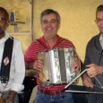 Zabumbeiro Boi, Lene dos 8 Baixos, Everaldo e Aureliano *Fotos e texto enviadas pelo sergipano Everaldo Santana. “O Lene tem 55 anos e nasceu na cidade de Ipirá estado da Bahia; Ele conhece o Negrinho dos 8 Baixos e...