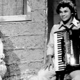 Em 1976, o casal Anastácia e Dominguinhos participa do programa MPB Especial, dirigido por Fernando Faro *Foto enviada pelo Jairo Melo.